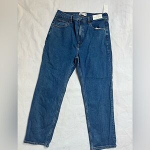 NWT Abercrombie & Fitch Ankle Straight High Rise Jean Size 32